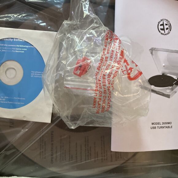 New Electro Brand USB Record Player Turntable Model 2650MO - Open Box - Picture 4 of 7